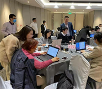 《職場商務禮儀與職業素養提升》 《職場商務禮儀與職業素養提升》